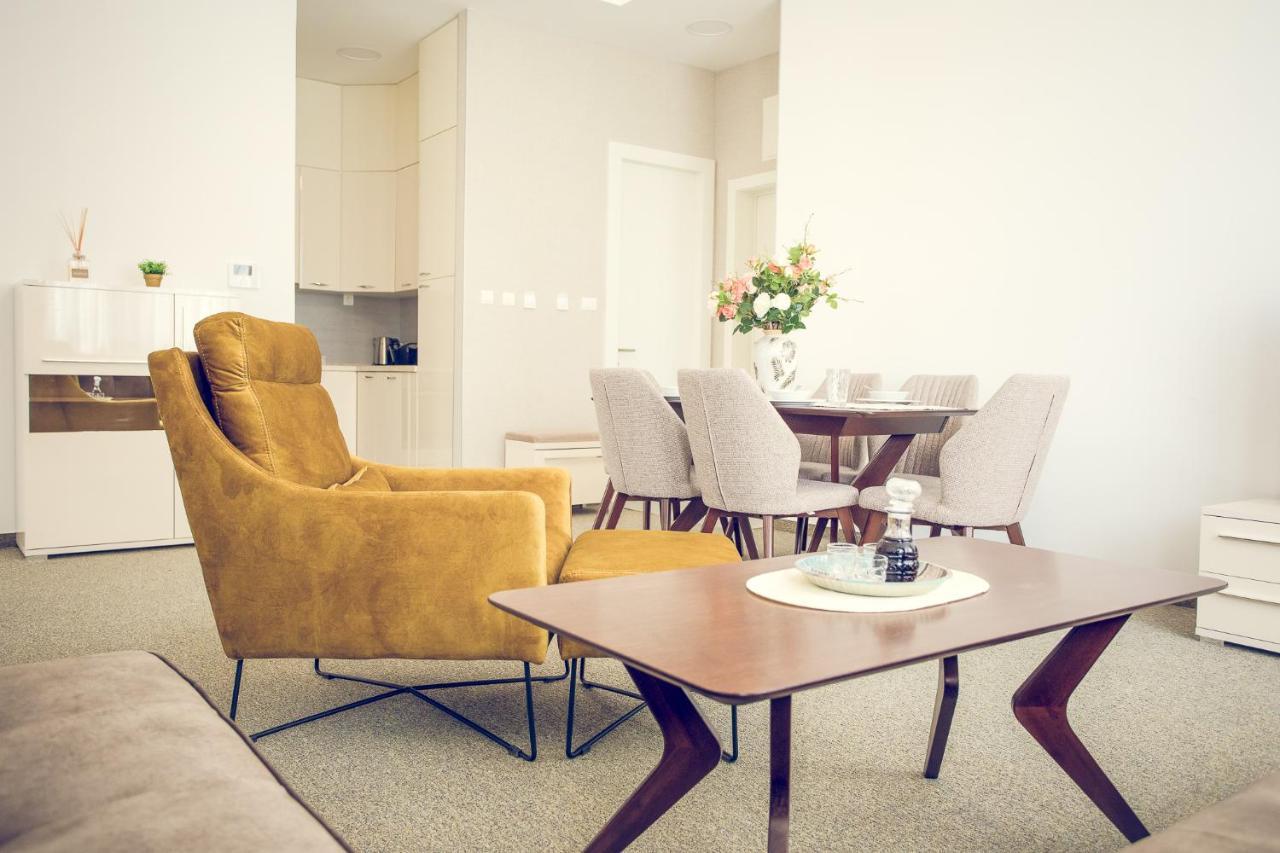 Apartmani Sl Luxury Banja Luka Esterno foto