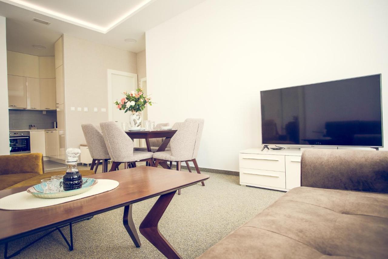 Apartmani Sl Luxury Banja Luka Esterno foto